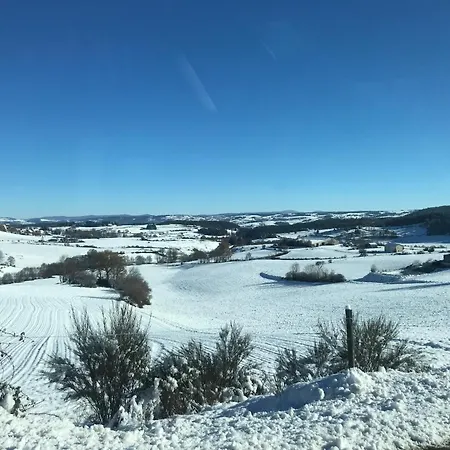 Bed & Breakfast Et Tables D'hotes - Les Ateliers De Pontajou - Pelerin Navette Gratuite A Saugues 3*