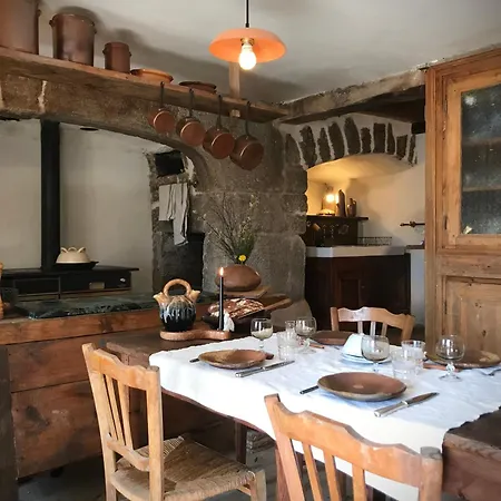 Et Tables D'hotes - Les Ateliers De Pontajou - Pelerin Navette Gratuite A Saugues