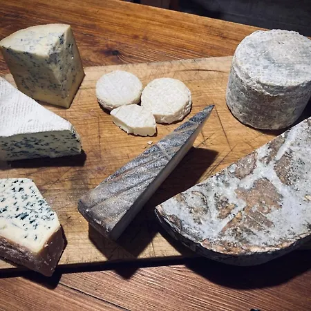 Et Tables D'hotes - Les Ateliers De Pontajou - Pelerin Navette Gratuite A Saugues Bed & Breakfast 3*