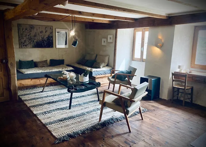 Et Tables D'hotes - Les Ateliers De Pontajou - Pelerin Navette Gratuite A Saugues 3* Venteuges