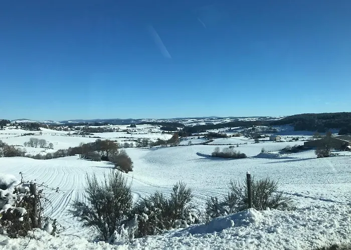 Frühstückspension Et Tables D'hotes - Les Ateliers De Pontajou - Pelerin Navette Gratuite A Saugues 3*