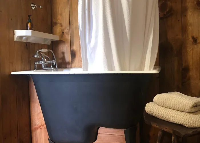 Frühstückspension Et Tables D'hotes - Les Ateliers De Pontajou - Pelerin Navette Gratuite A Saugues 3*