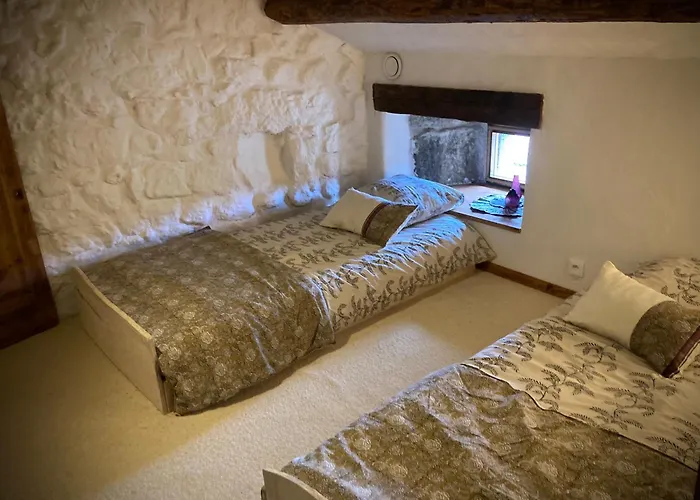 Frühstückspension Et Tables D'hotes - Les Ateliers De Pontajou - Pelerin Navette Gratuite A Saugues 3*